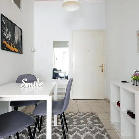 Elegant Flat Next To Acropolis - Smiley Property