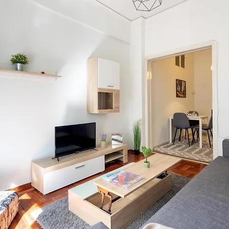 Elegant Flat Next To Acropolis - Smiley Property Apartment